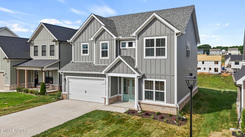 2512 Maroon Bells Rd, Knoxville, TN 37932