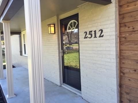 2512 Sun Valley Rd, Knoxville, TN 37921