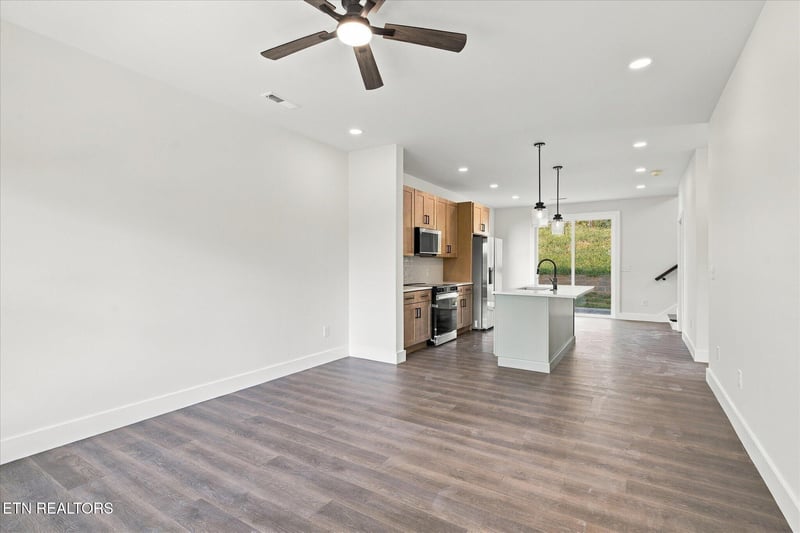 2513 Bernhurst Dr, Knoxville, TN 37918
