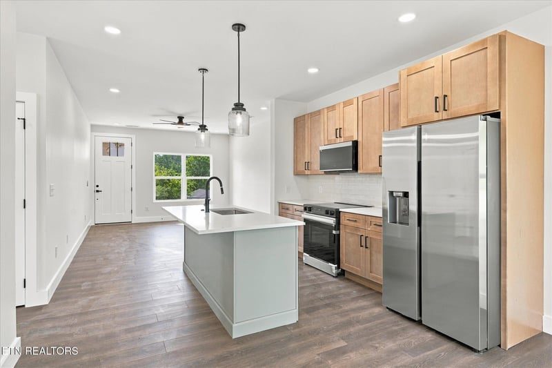 2513 Bernhurst Dr, Knoxville, TN 37918