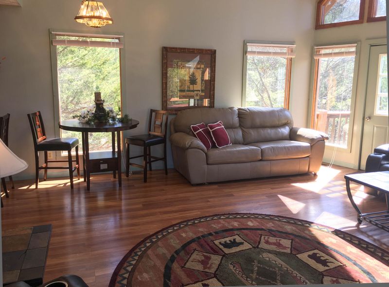 2514 Jada Ln, Sevierville, TN 37876