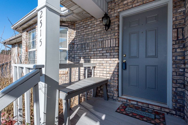 2515 Willow Bend Dr, Maryville, TN 37804