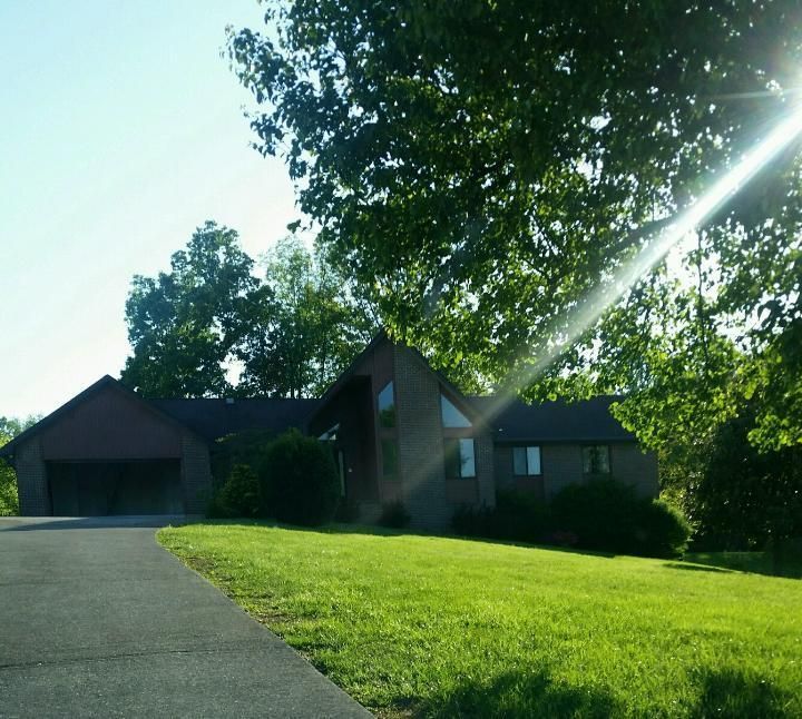 2517 Caspian Dr, Knoxville, TN 37932