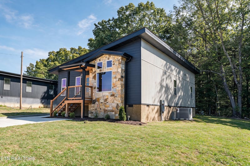 2517 Limestone Ct, Sevierville, TN 37876