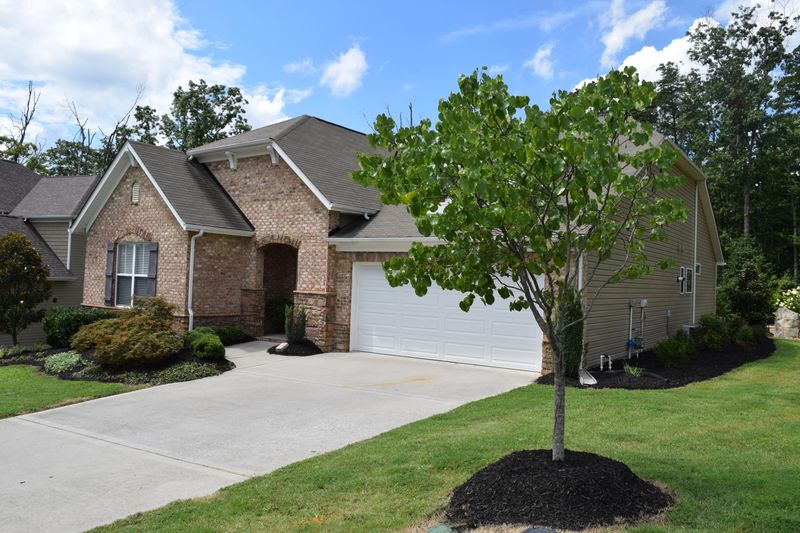 2518 Ancient Oak Ln, Knoxville, TN 37931