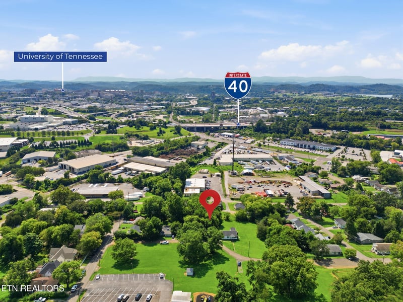 2518 Ramona St, Knoxville, TN 37921