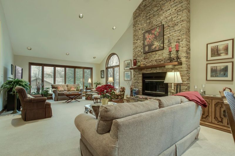 252 Chatuga Way, Loudon, TN 37774