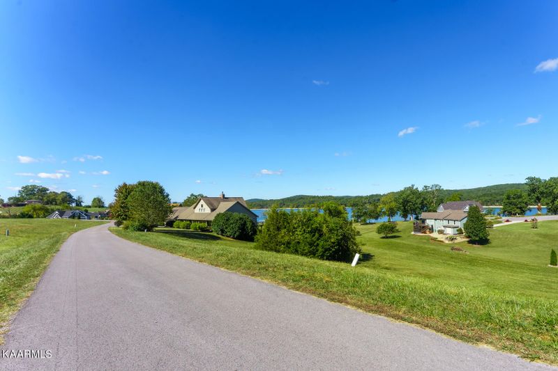 252 Ruth Cir, Sharps Chapel, TN 37866