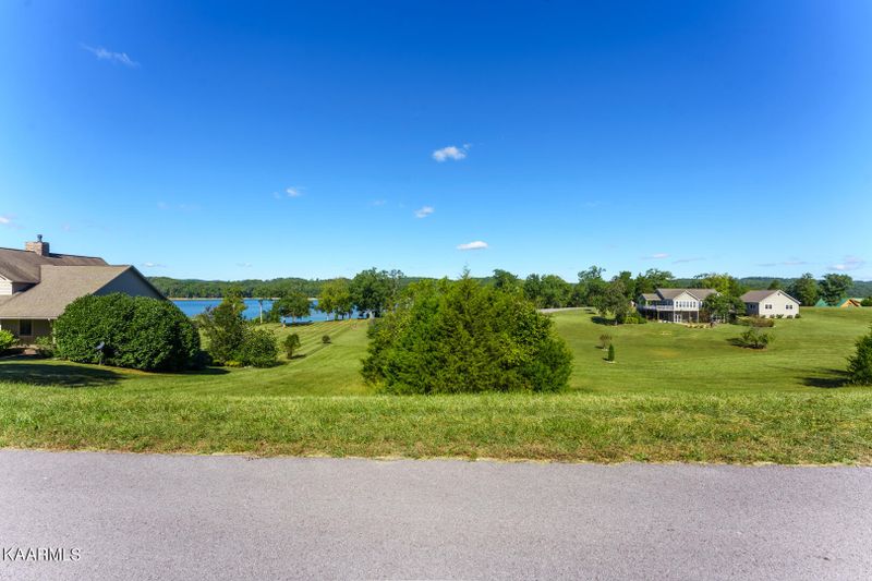 252 Ruth Cir, Sharps Chapel, TN 37866