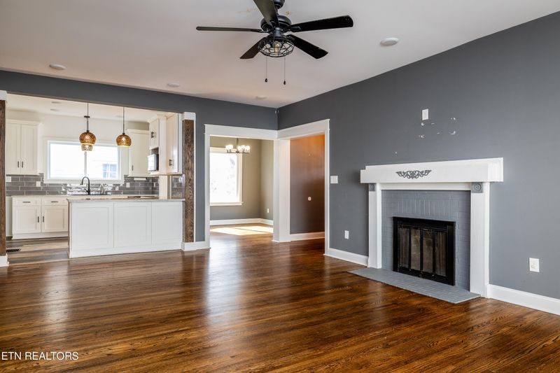 2520 Tecoma Dr, Knoxville, TN 37917