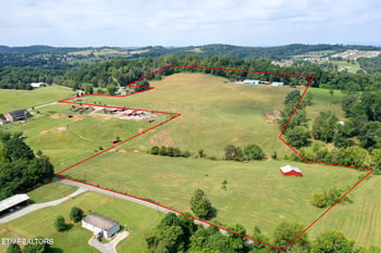 2522 Grey Ridge Rd, Maryville, TN 37801