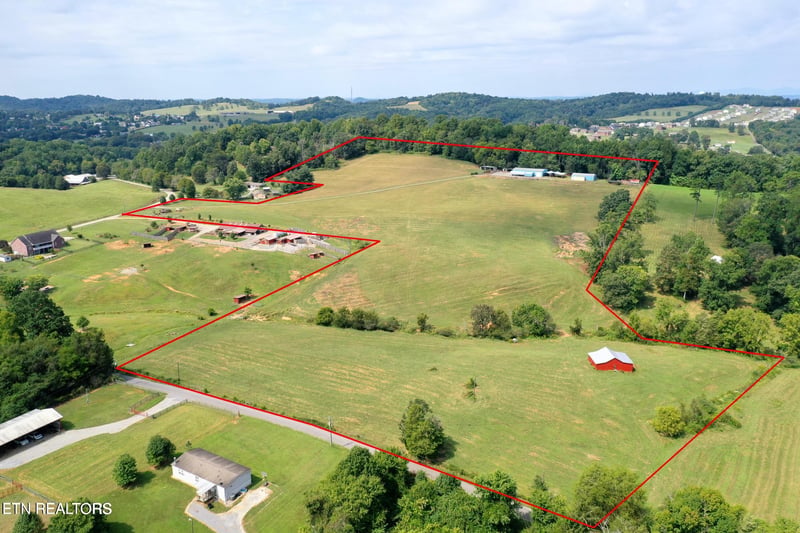 2522 Grey Ridge Rd, Maryville, TN 37801