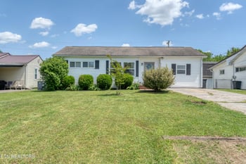 2522 Marshall St, Maryville, TN 37804