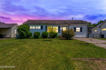2522 Marshall St, Maryville, TN 37804