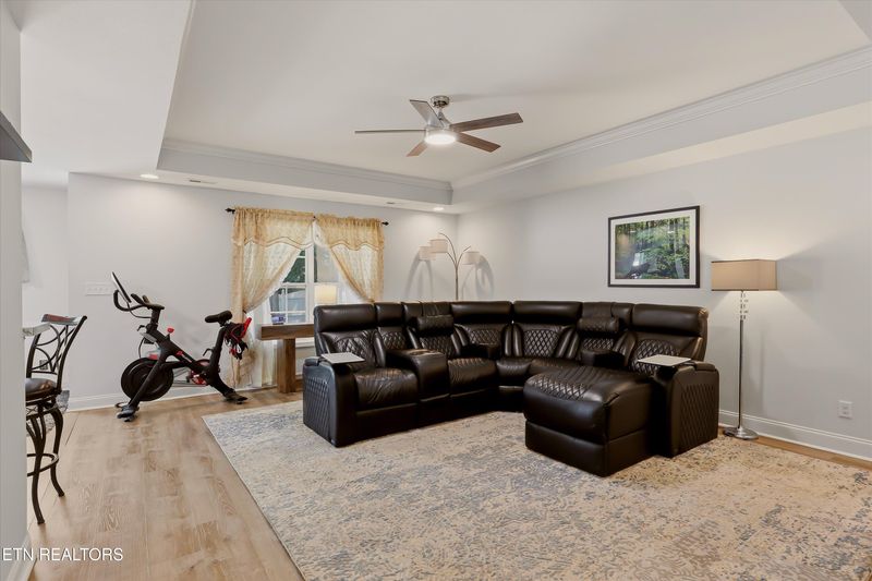 2526 Peach Orchard Rd, Maryville, TN 37803