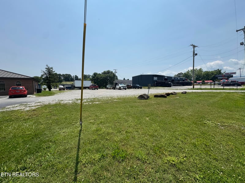 2527 Jacksboro Pike, Jacksboro, TN 37757
