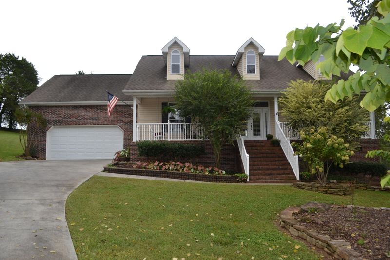 2528 Lees Pa, Sevierville, TN 37876