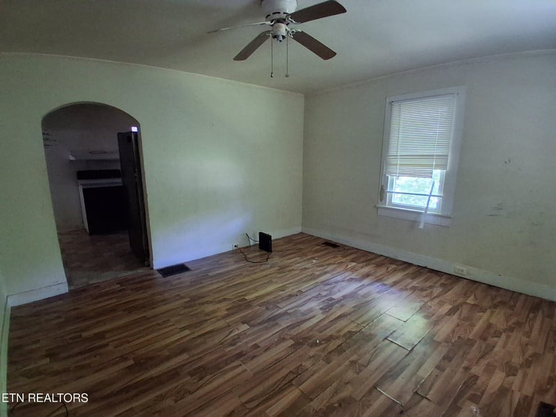 2528 Selma Ave, Knoxville, TN 37914
