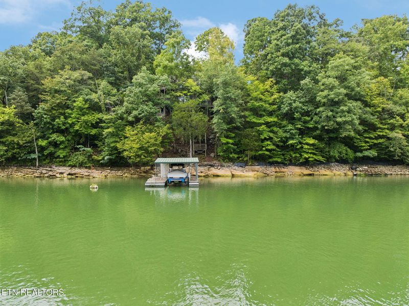 253 Broyles Dr, Caryville, TN 37714