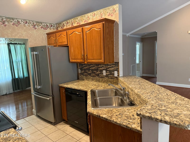 253 Fyke Dr, Athens, TN 37303