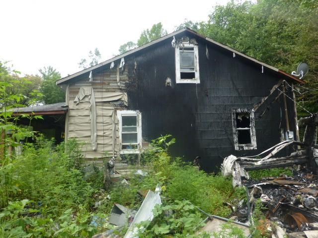253 Macedonia Rd, Lancing, TN 37770