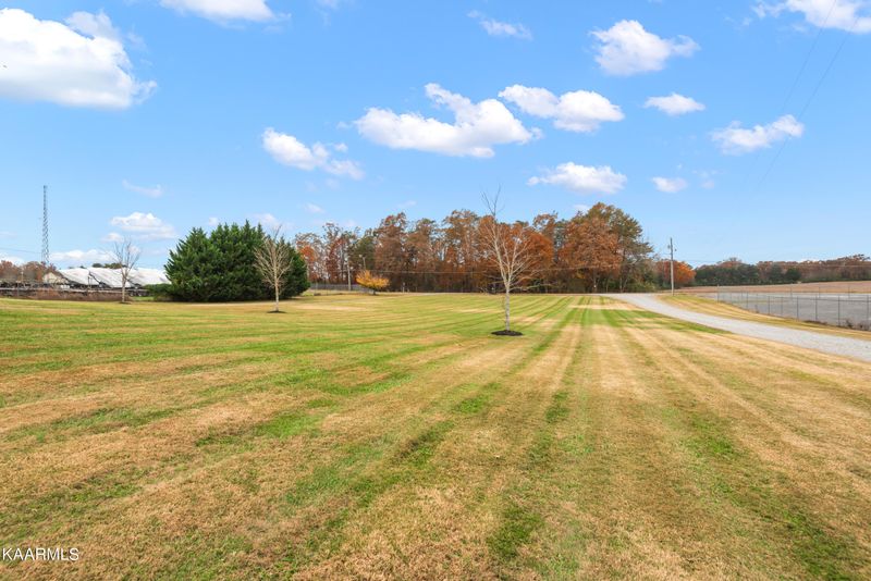 253 Pressley Rd, Vonore, TN 37885