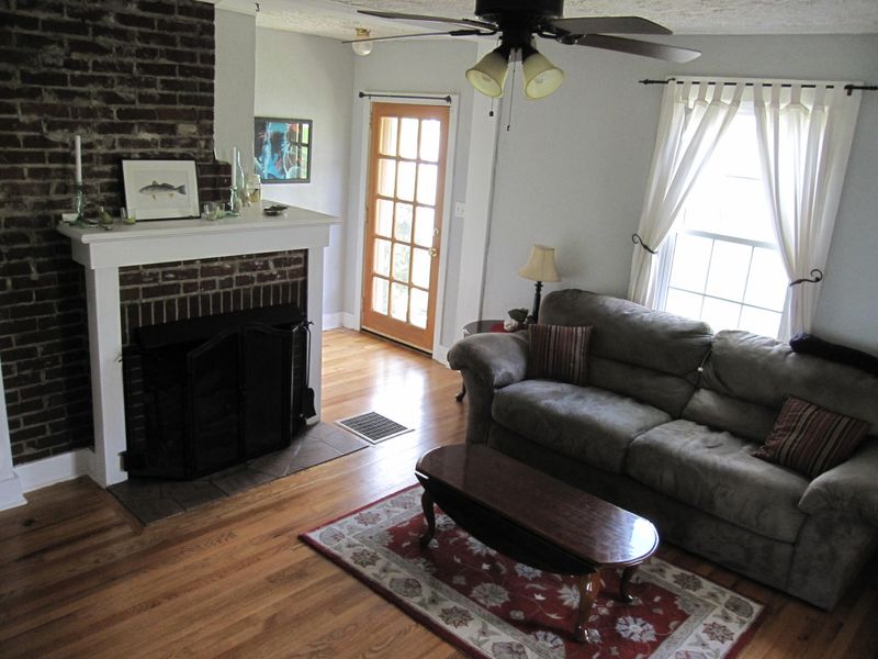 2530 Buffat Mill Rd, Knoxville, TN 37917