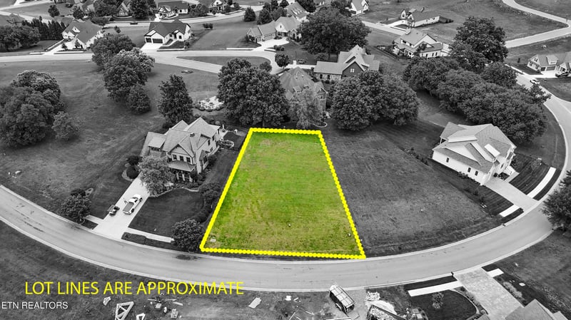 2532 Persimmon, Loudon, TN 37774