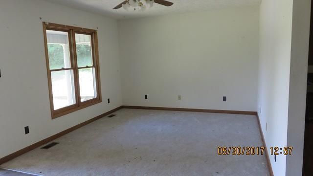 2533 Old Harriman Hwy, Oliver Springs, TN 37840