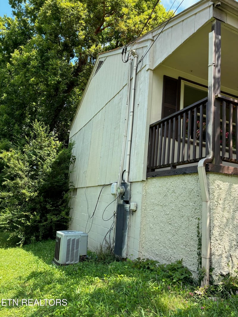2533 Seaton Ave, Knoxville, TN 37920