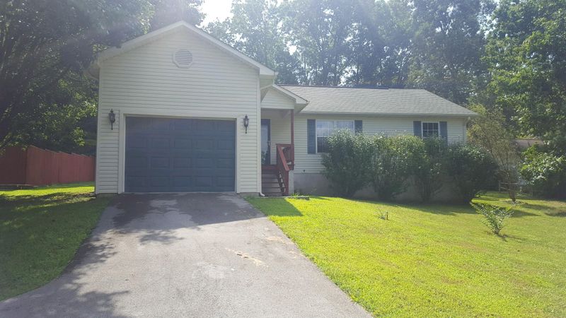 2533 Spruce Loop, Crossville, TN 38555