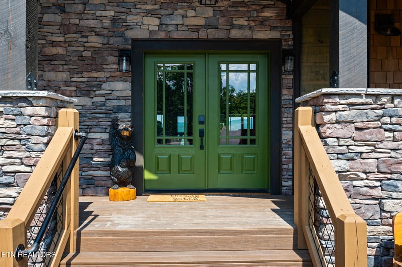 2534 Mountain Holly Way, Sevierville, TN 37862