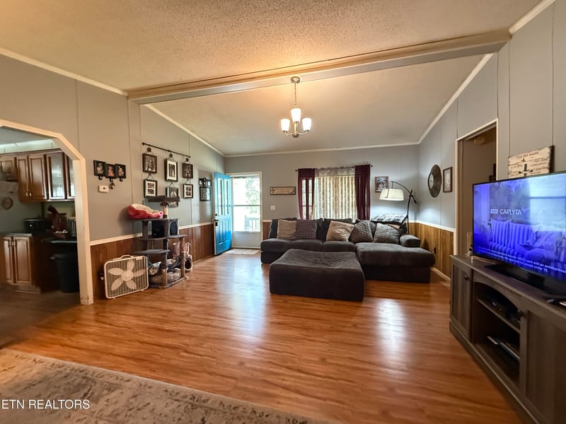 2535 Steekee School Rd, Loudon, TN 37774