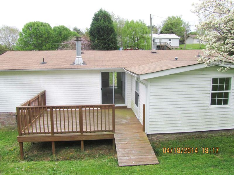 2536 Big River Overlook Dr, Sevierville, TN 37876