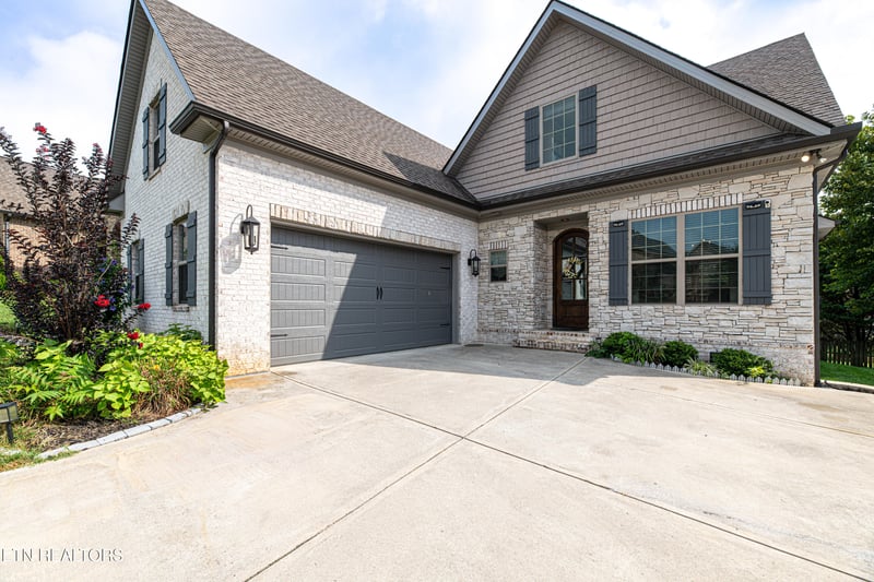 2536 Brooke Willow Blvd, Knoxville, TN 37932