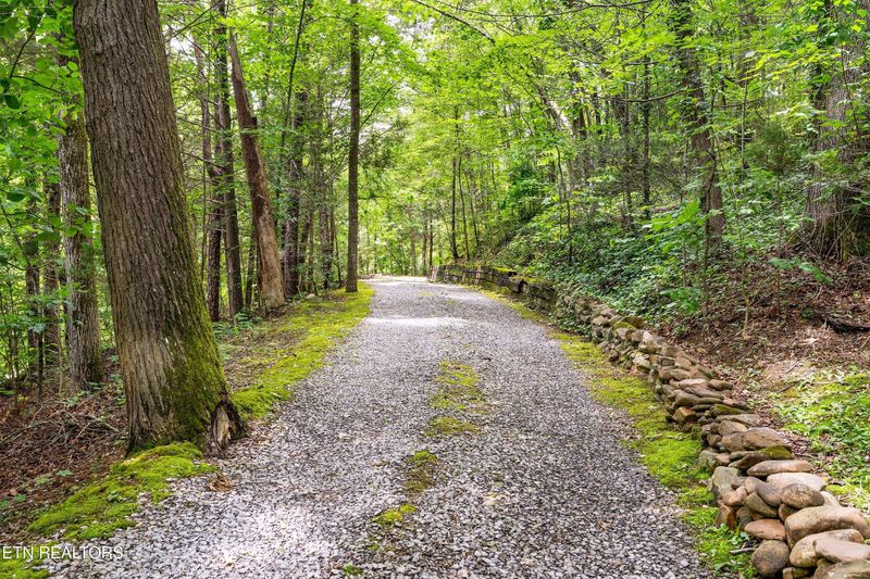 2537 Waldens Creek Rd, Sevierville, TN 37862