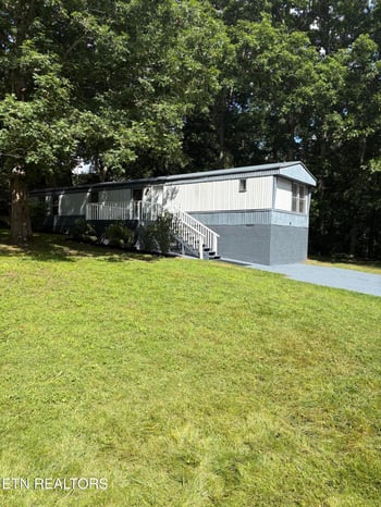 254 Dartmoor Dr, Crossville, TN 38558