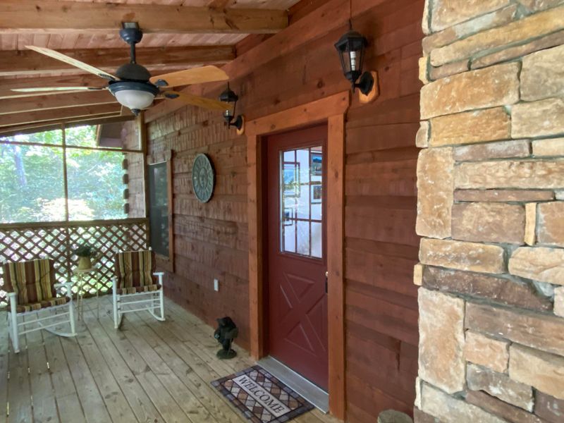254 Glades Rd, Gatlinburg, TN 37738