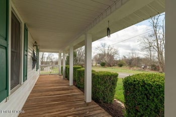 254 Mountain Rd, Luttrell, TN 37779