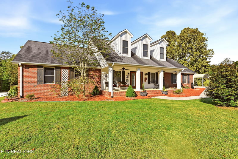 254 Orchard View Rd, Oliver Springs, TN 37840