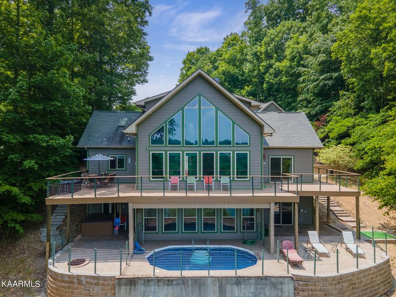 254 Stoney Rock Ln, Jacksboro, TN 37757