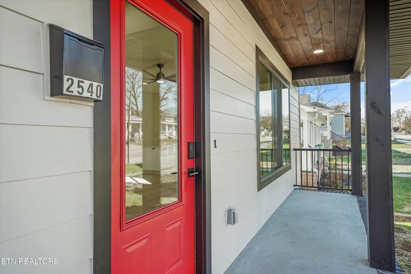 2540 Washington Ave, Knoxville, TN 37917