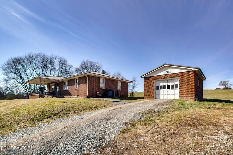 2540 Watson Rd, Loudon, TN 37774