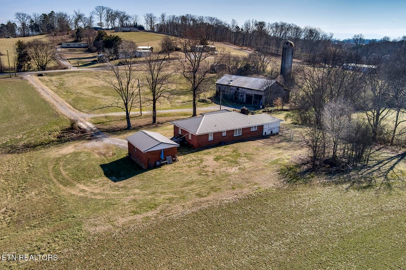 2540 Watson Rd, Loudon, TN 37774