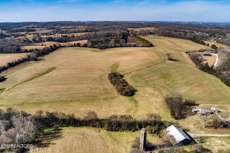 2540 Watson Rd, Loudon, TN 37774
