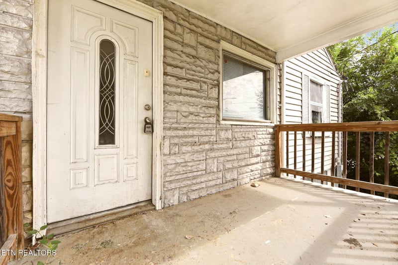 2541 Brown Ave, Knoxville, TN 37917