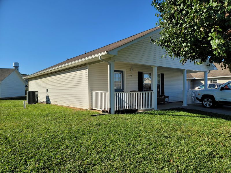2549 Bay Meadows Way, Sevierville, TN 37876