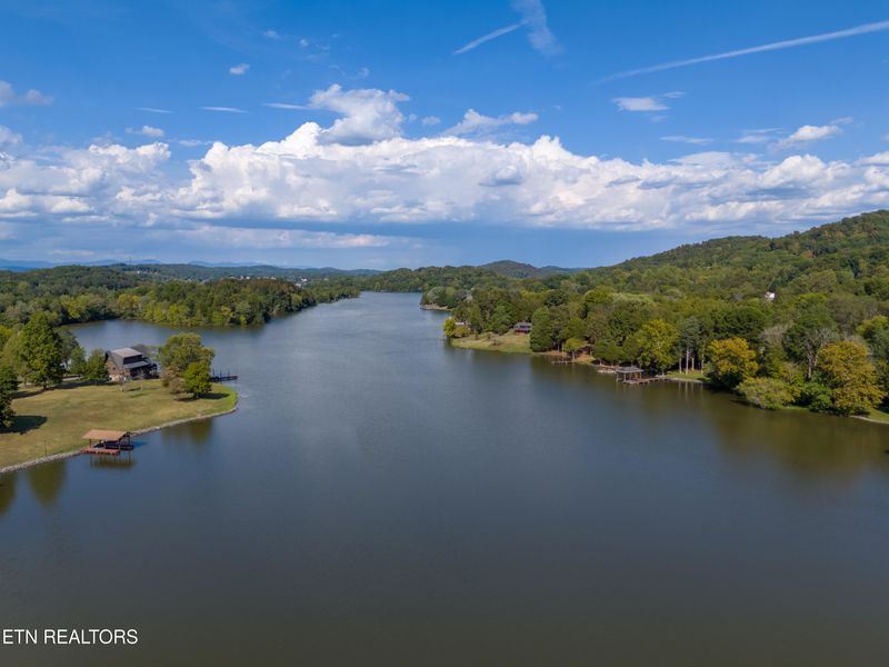 255 Anglers Cove Rd, Kingston, TN 37763