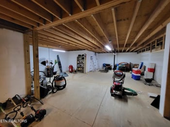 255 County Road 110, Athens, TN 37303