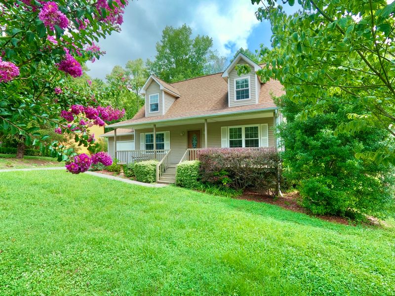 255 Doe Run Blvd, Clinton, TN 37716